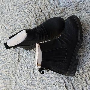 Blowfish Malibu Kids Girls Boot Redsen-k Chelsea Youth 13 Black Saddlerock New